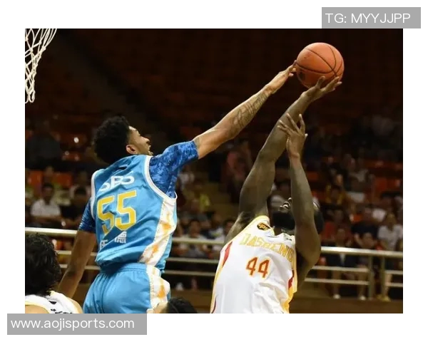 少女在父亲离世后奋发图强成为足球明星的励志故事 少女在父亲离世后奋发图强成为足球明星的励志故事