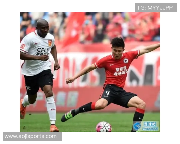 足球明星分享与中国粉丝的深厚情谊与互动体验