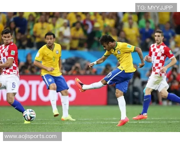 内马尔精彩瞬间集锦足球明星的华丽技艺与场上风采尽在此视频中展现 内马尔精彩瞬间集锦足球明星的华丽技艺与场上风采尽在此视频中展现